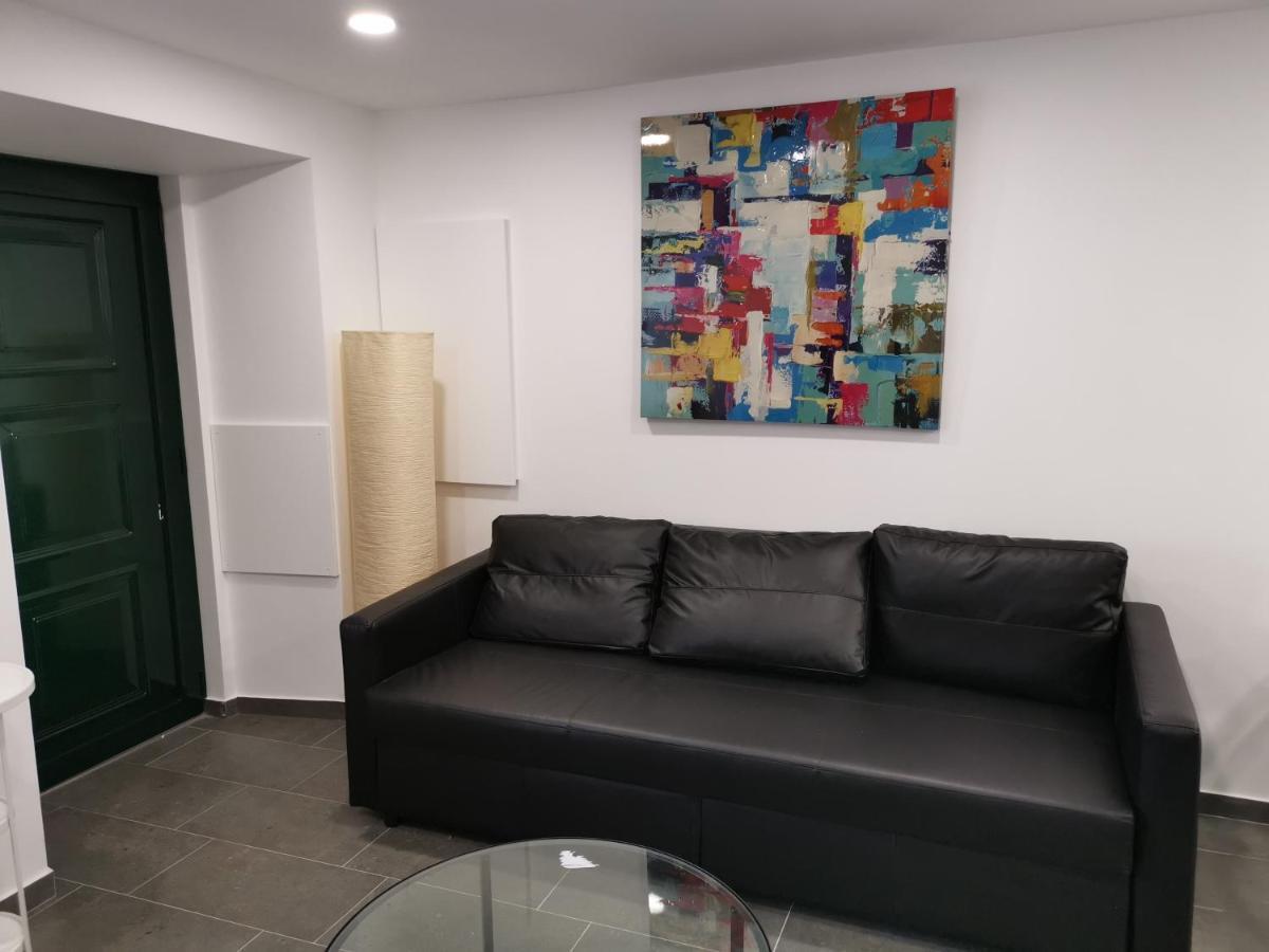 Dobairro Suites At Merces Lisbona Esterno foto
